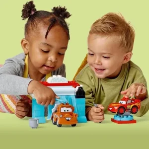 LEGO Jouets À Emboîter, À Empiler<10996 - ® Duplo - La Station De Lavage Avec Flash Mcqueen Et Martin